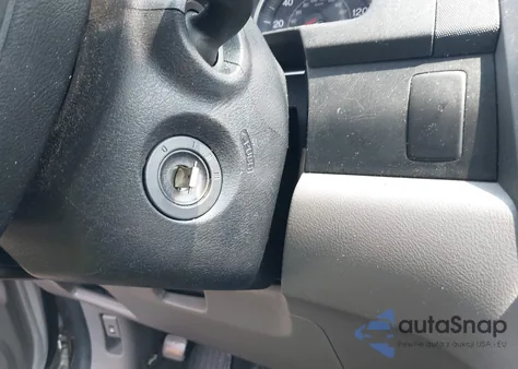 2011 Honda Cr-V Lx z USA, uszkodzony, nr VIN 5J6RE3H35BL042894